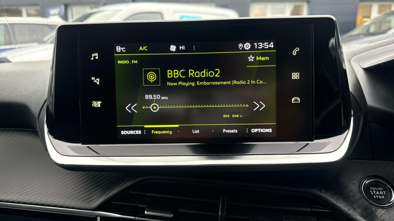 Peugeot 2008 1.2 PureTech Allure Premium 5dr Petrol Estate